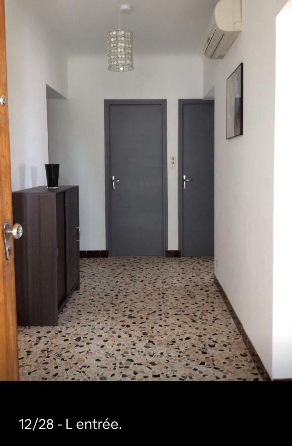 Appartement Tout Confort Avec Parking Fermé Arles Extérieur photo